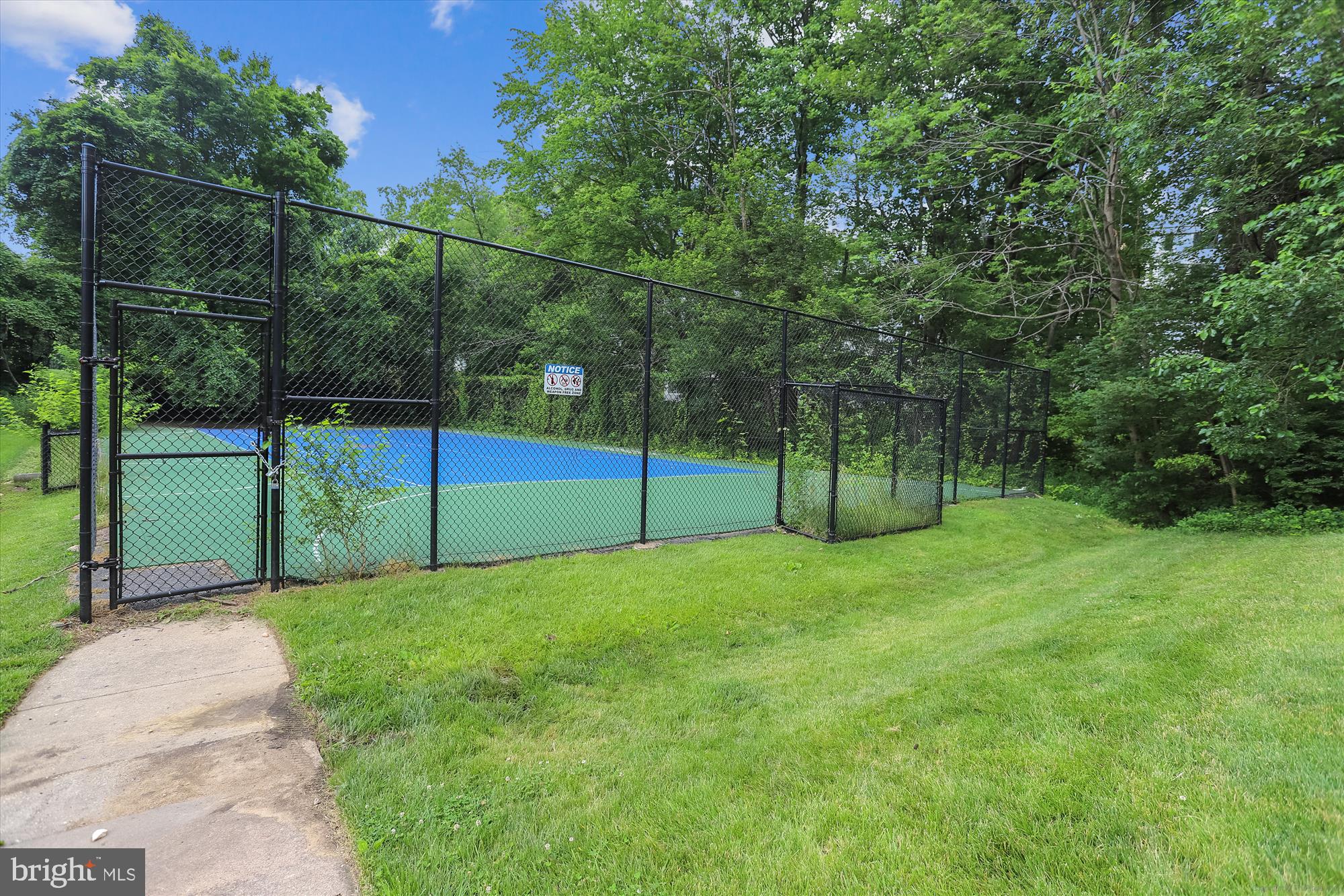 1836 Metzerott Road, Unit 923 Hyattsville, MD 20783 - Photo 24 of 25 Tennis Courts