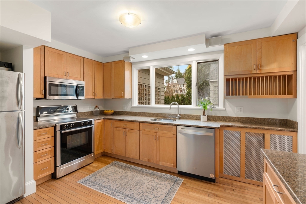 67 Hurd Road Belmont, MA 02478 - Photo 11 of 30 Gallery Image 11