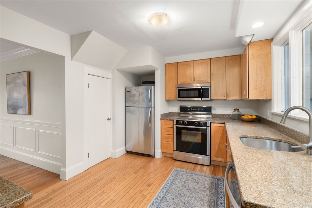 67 Hurd Road Belmont, MA 02478 - Photo 12 of 30 Gallery Image 12