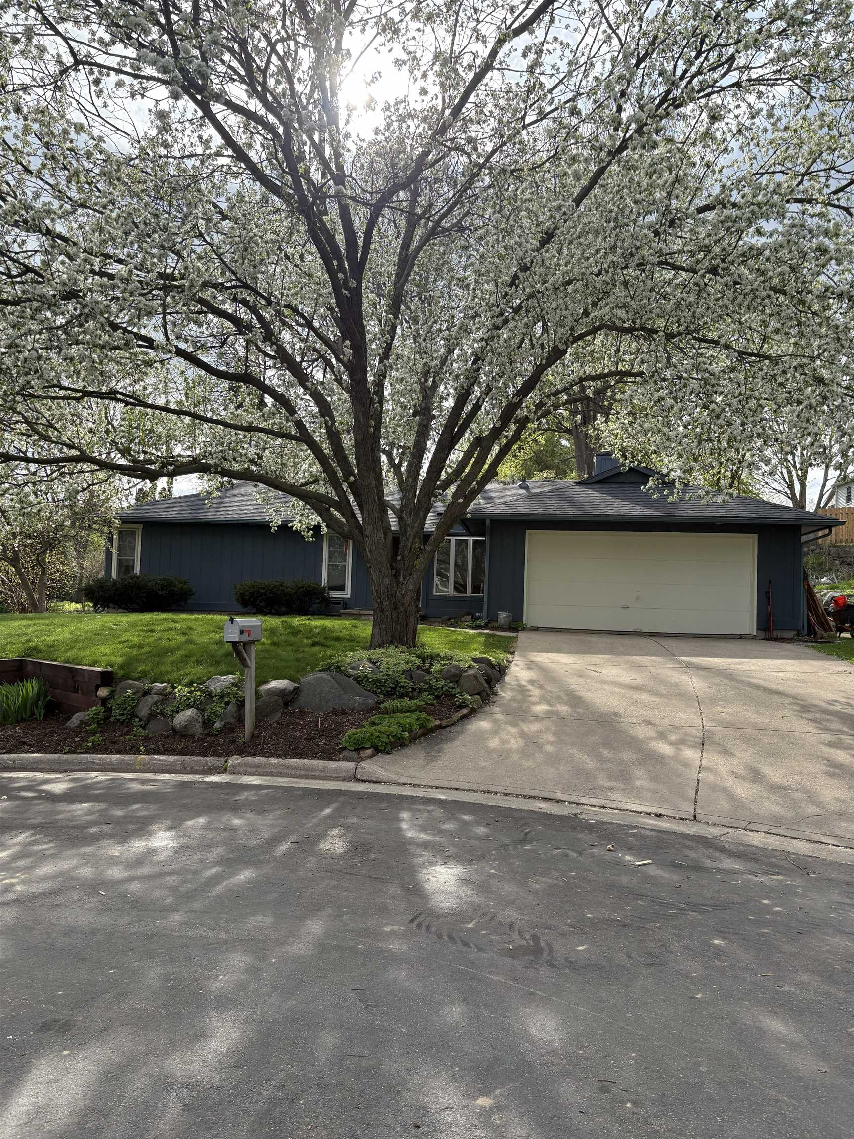 1534 Sellery Street Middleton, WI 53562 - Photo 8 of 54