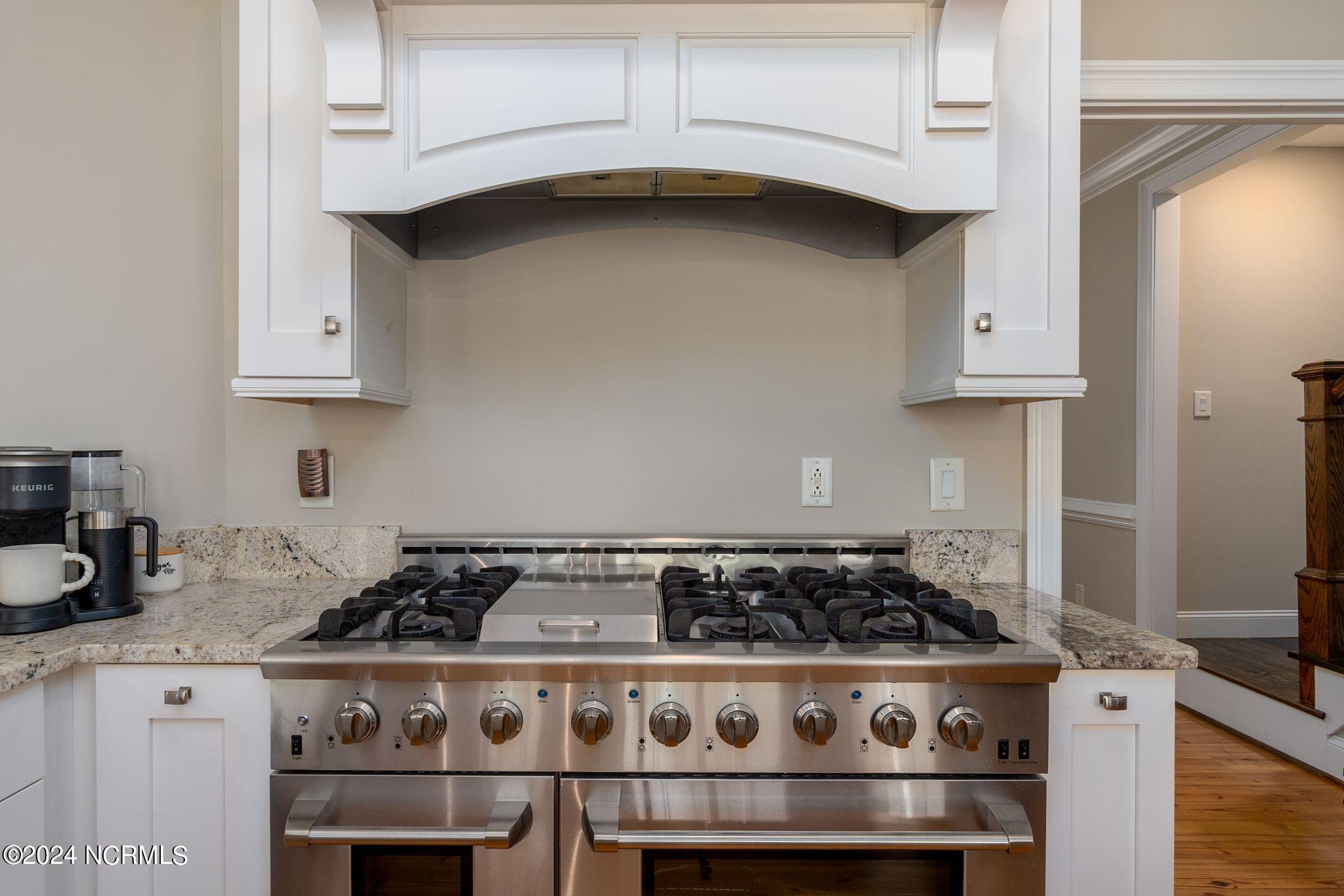 29 Gables Road New Bern, NC 28562 - Photo 22 of 104 Kitchen