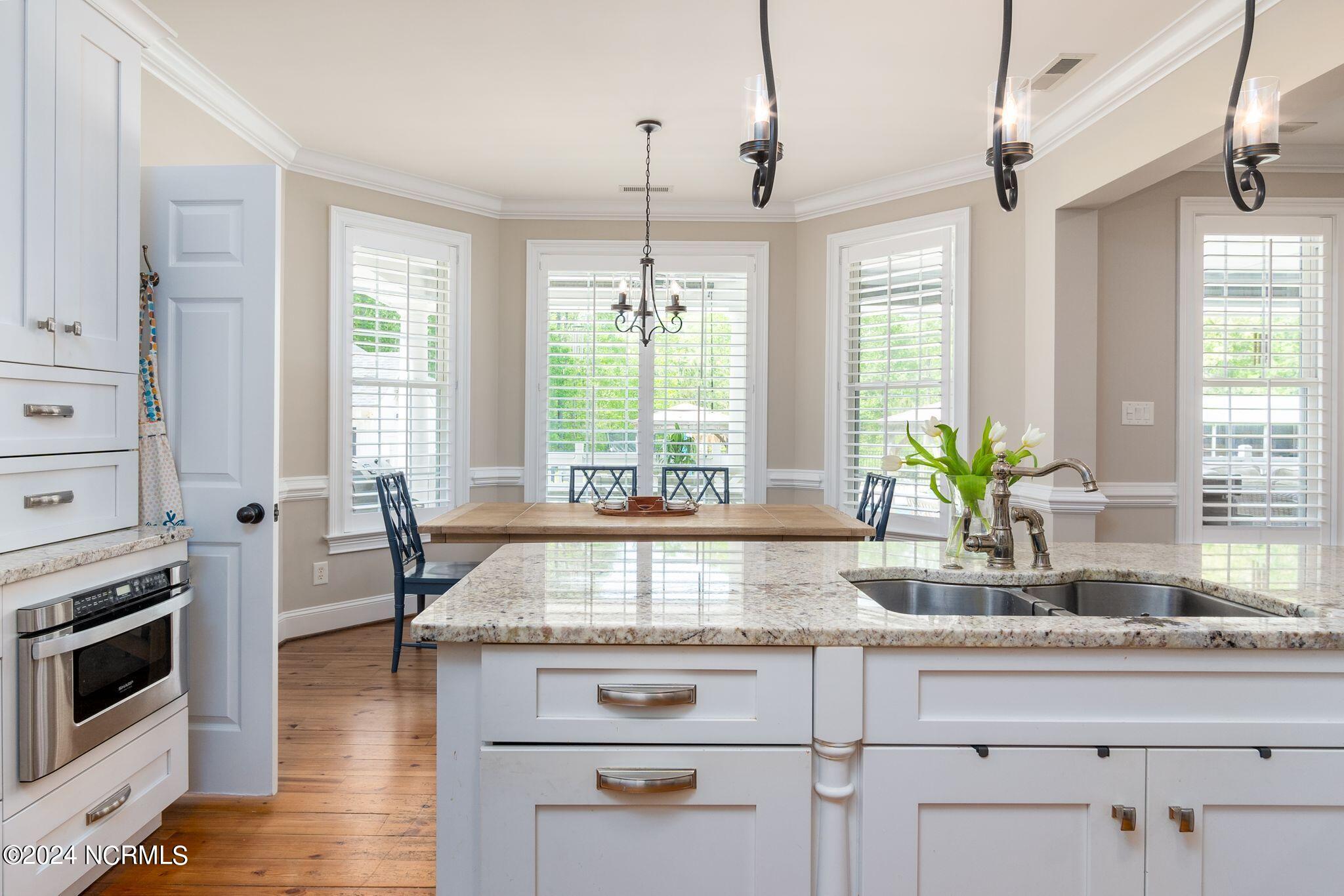 29 Gables Road New Bern, NC 28562 - Photo 24 of 104 Kitchen