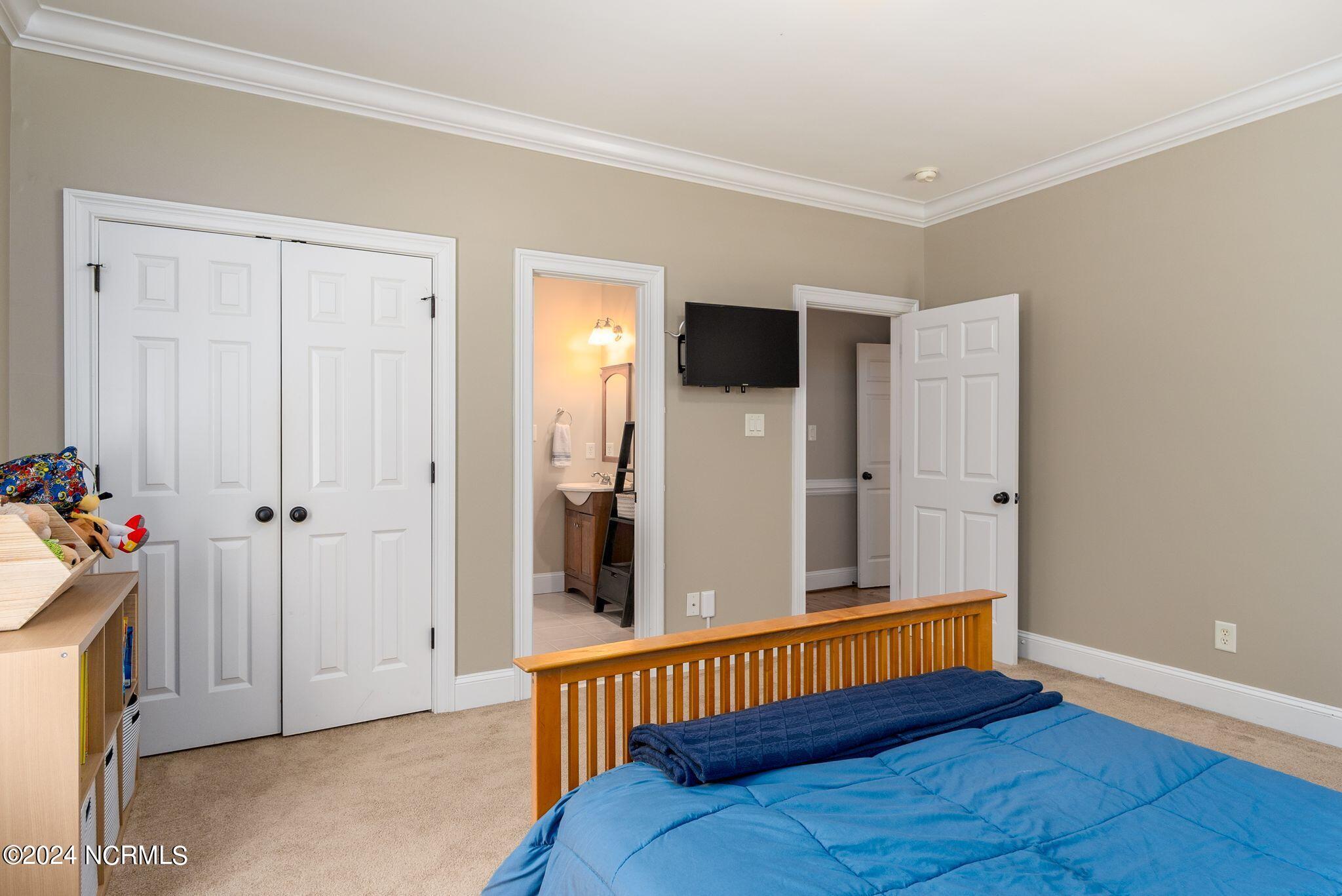 29 Gables Road New Bern, NC 28562 - Photo 44 of 104 Bedroom 3