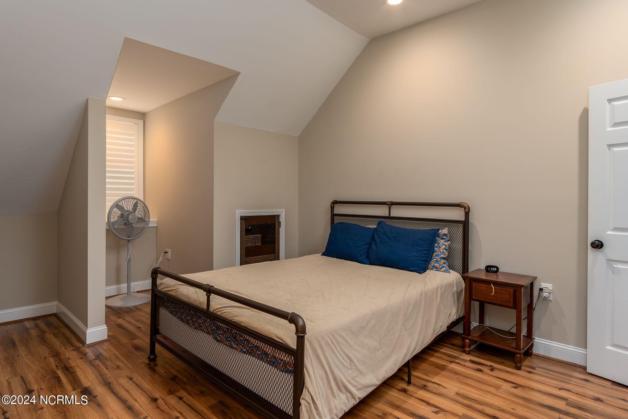 29 Gables Road New Bern, NC 28562 - Photo 48 of 104 Bedroom 4