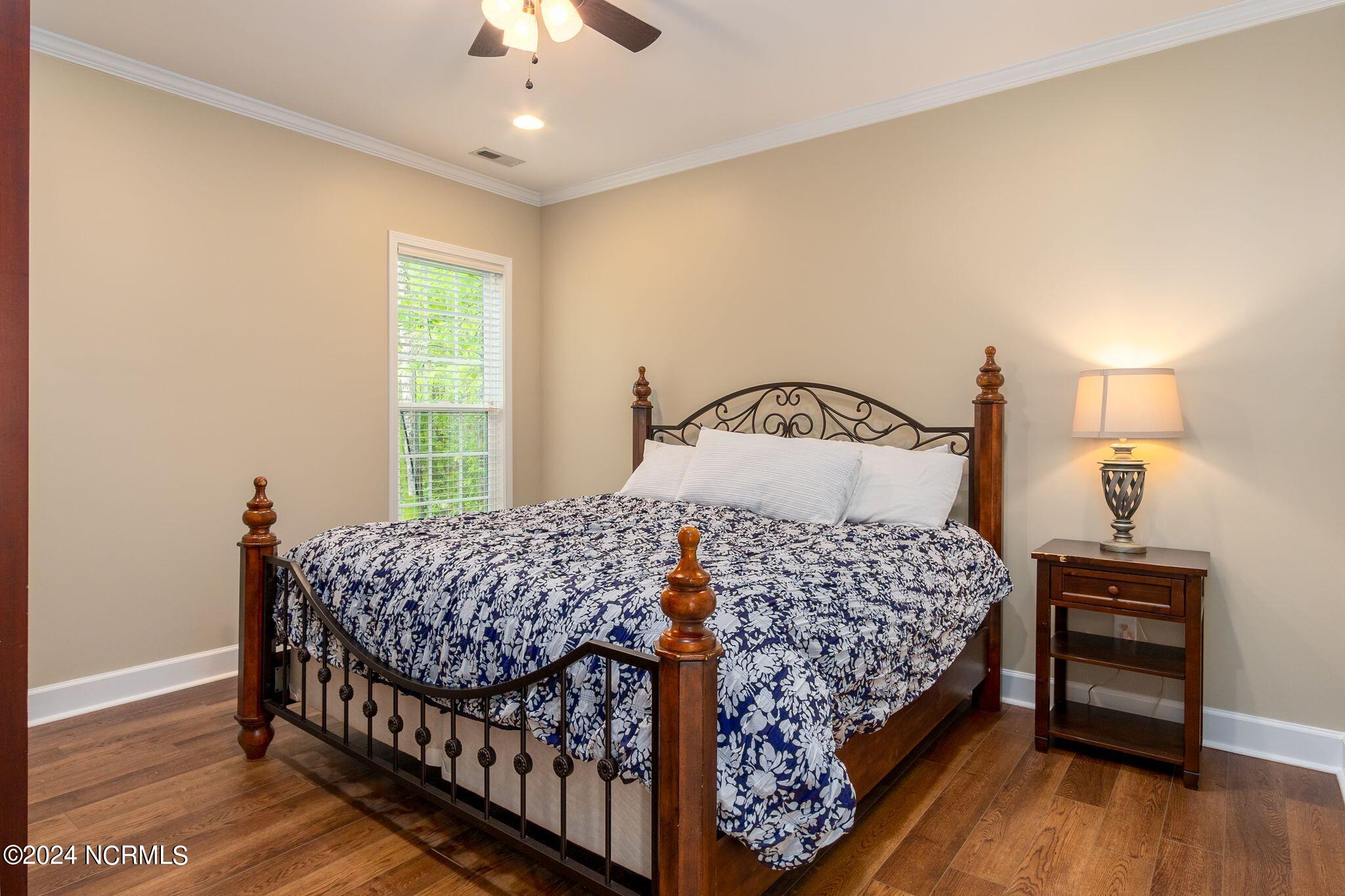 29 Gables Road New Bern, NC 28562 - Photo 82 of 104 Guest house bedroom 2