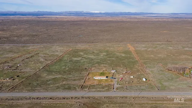 $90,000 | 26 U.S. Highway 26, Gooding, ID 83330