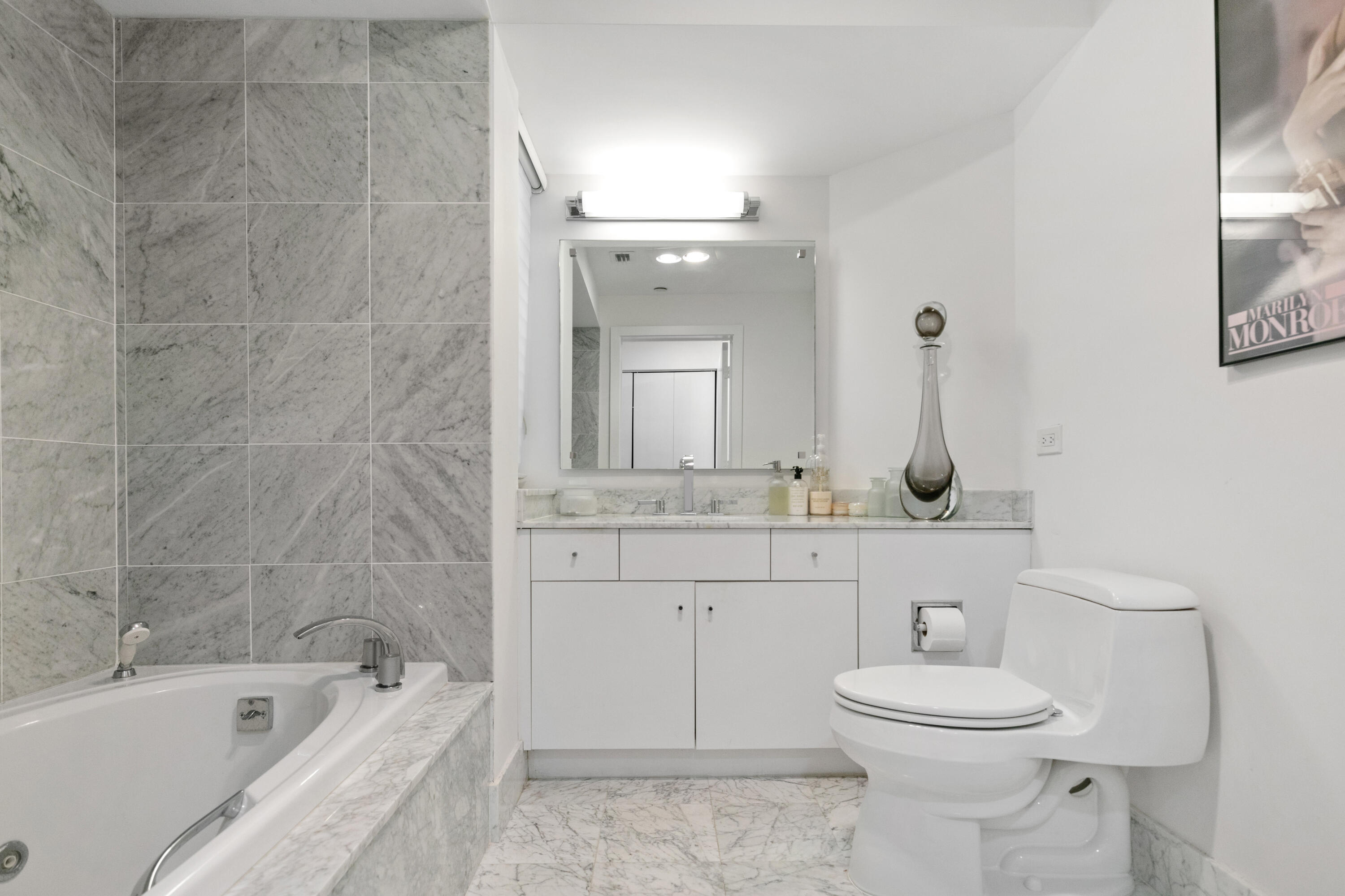 300 Southeast 5th Avenue, Unit 6050 Boca Raton, FL 33432 - Photo 17 of 43 2M8A7867