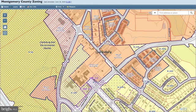 a view of a garden area