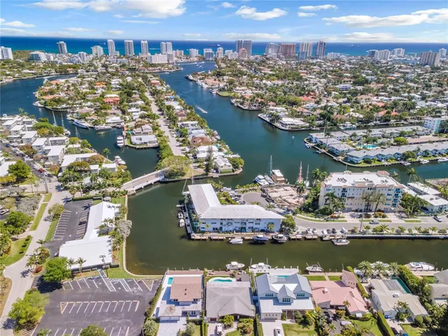 $519,000 | 535 Hendricks Isle, Unit 305, Fort Lauderdale, FL 33301