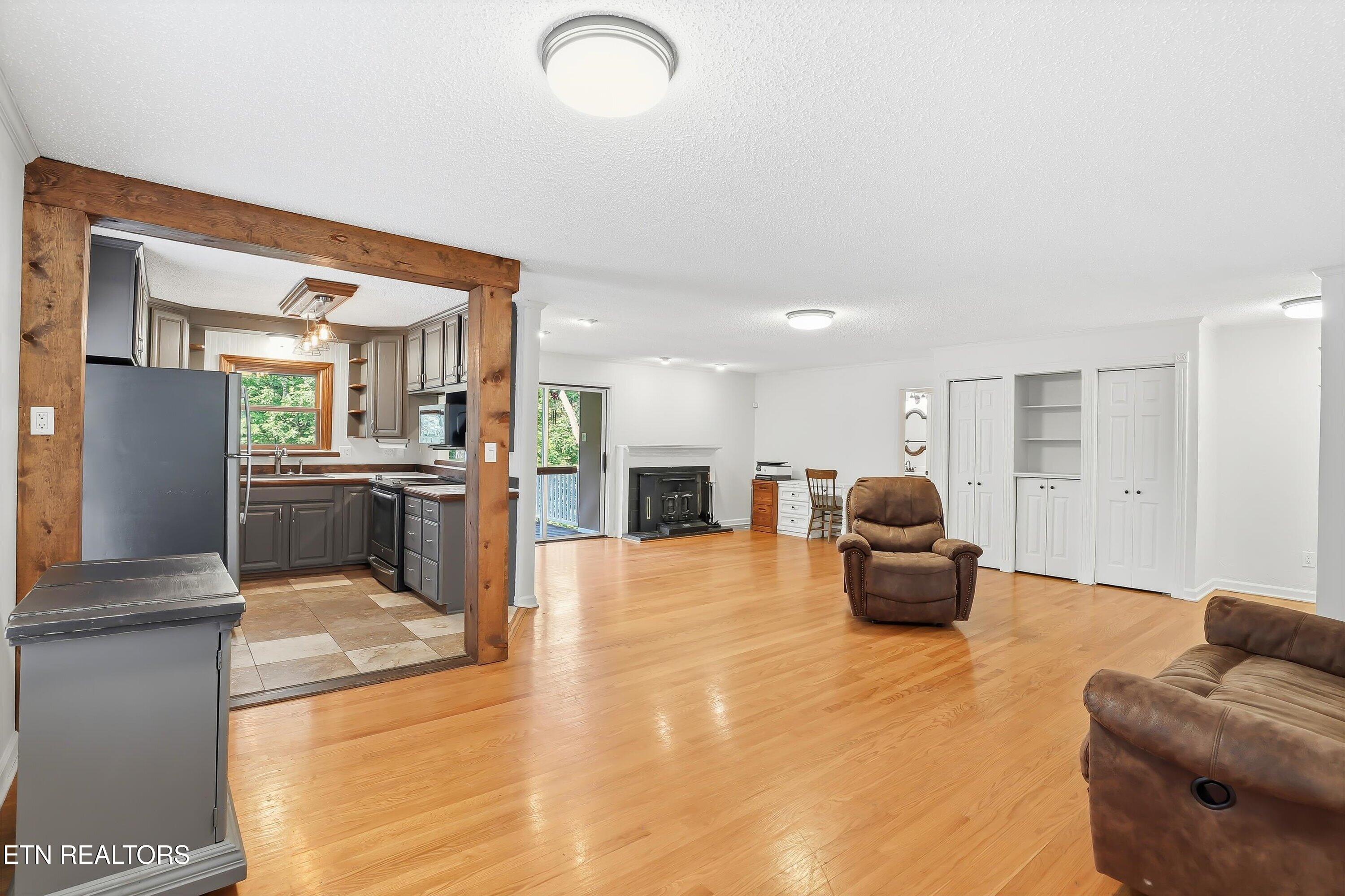 108 Willow Lane Oak Ridge, TN 37830 - Photo 7 of 35 06-FINAL-5