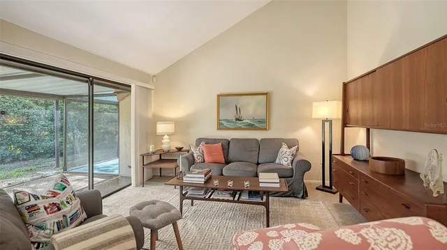 $275,000 | 4983 Greencroft Road, Unit 181, Sarasota, FL 34235