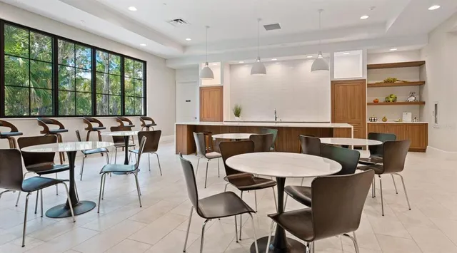 $275,000 | 4983 Greencroft Road, Unit 181, Sarasota, FL 34235