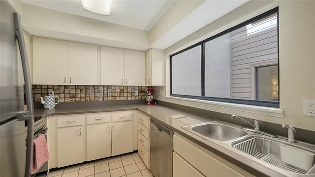 $275,000 | 4983 Greencroft Road, Unit 181, Sarasota, FL 34235