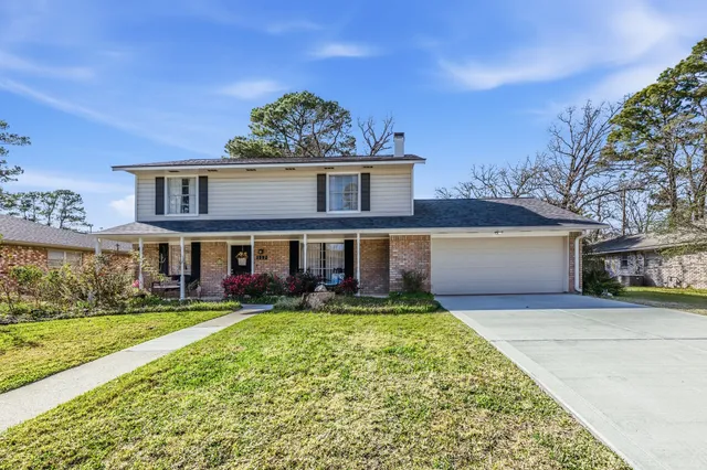 $249,000 | 112 Elmwood Street, Huntsville, TX 77320