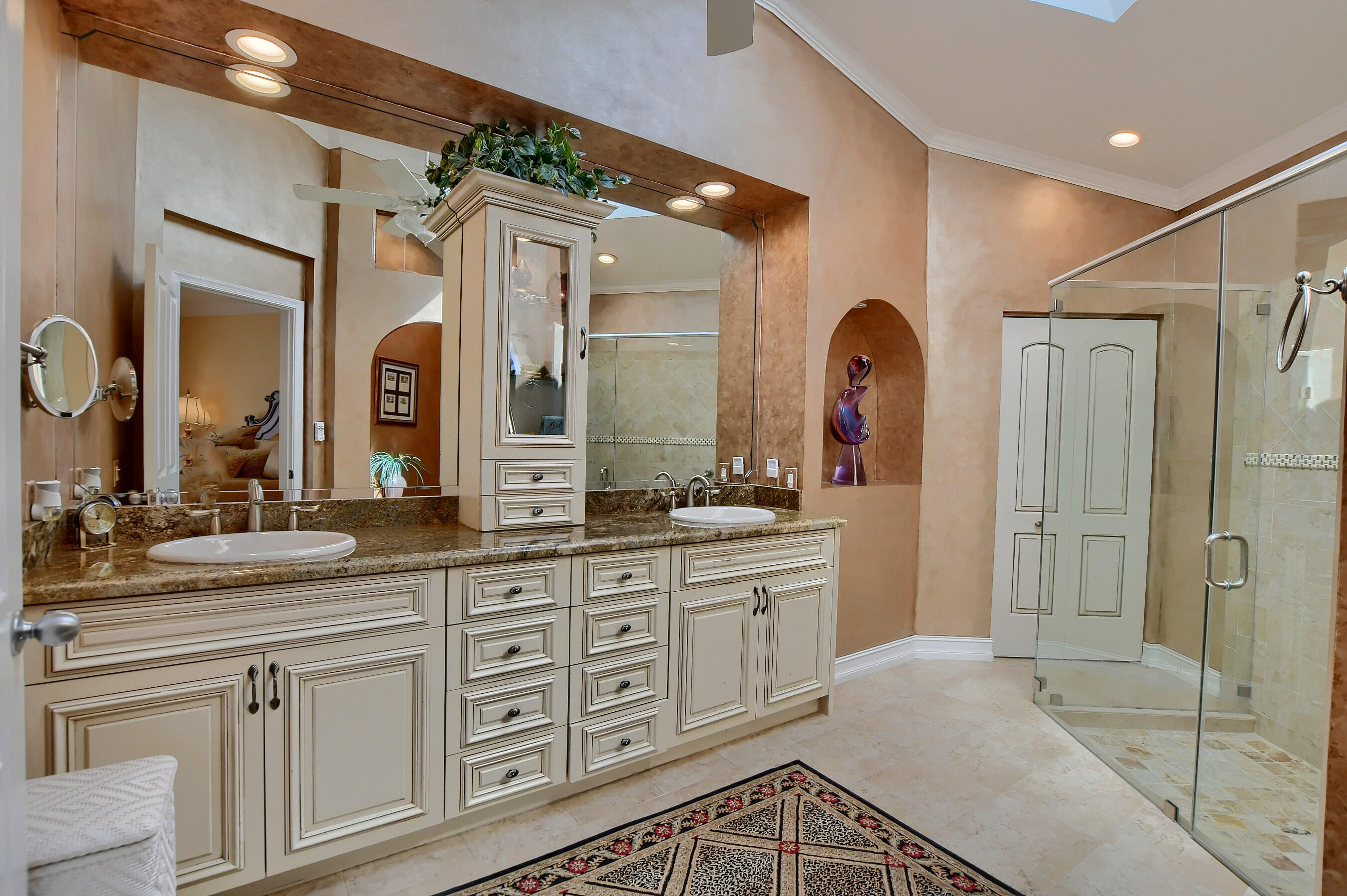 5165 Northwest 26th Circle Boca Raton, FL 33496 - Photo 10 of 32 master bath
