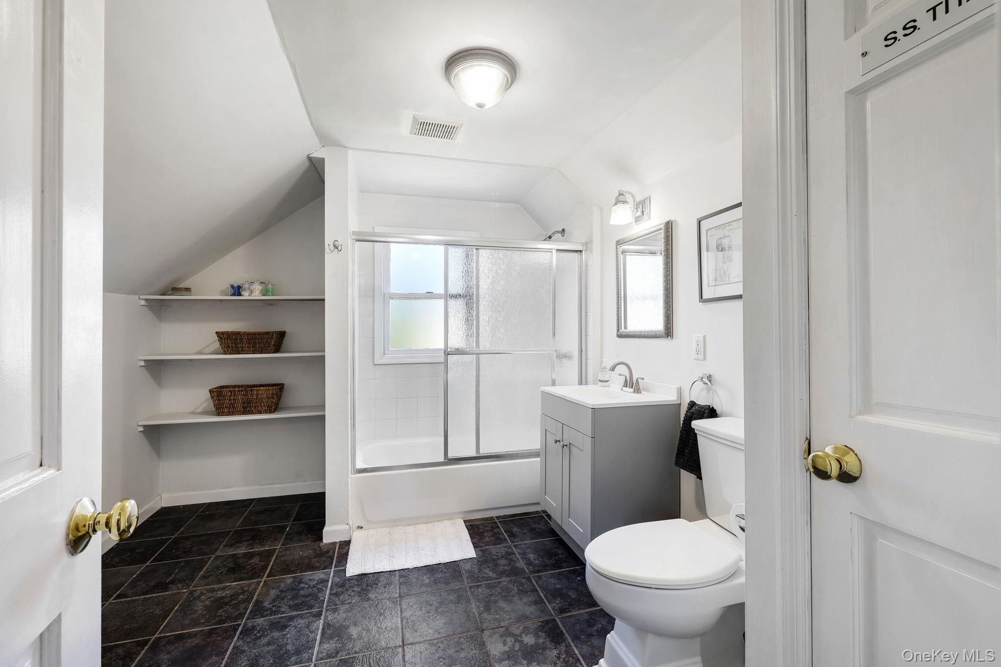 22 Galloway Road Warwick, NY 10990 - Photo 19 of 26 Gallery Image 19