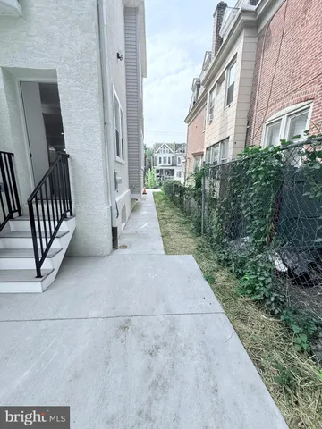 a close view of sink and tap