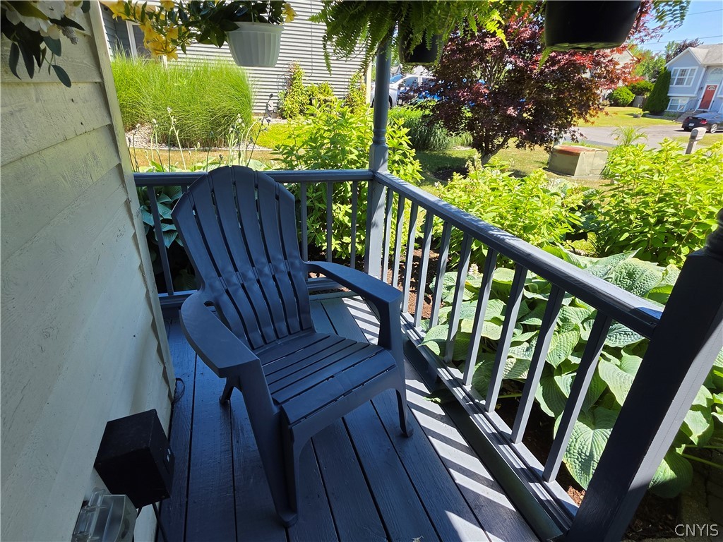 6147 Diffin Road Cicero, NY 13039 - Photo 39 of 45 Front porch, freshly painted