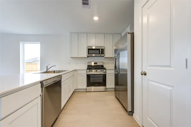 $2,195 | 29002 Pearl Barley Way, Hockley, TX 77447