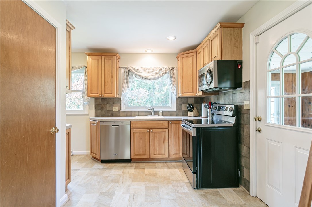 265 Mason Road Perinton, NY 14450 - Photo 35 of 45