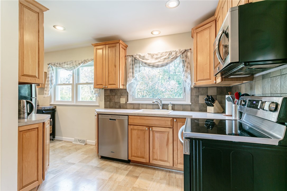 265 Mason Road Perinton, NY 14450 - Photo 37 of 45