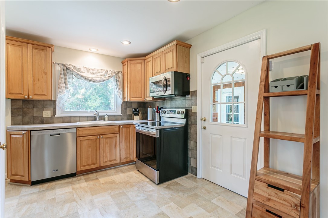 265 Mason Road Perinton, NY 14450 - Photo 39 of 45