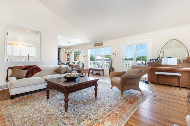 $1,195,000 | 5284 Harvey Road, Caledonia, IL 61011