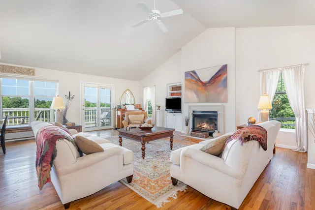 $1,195,000 | 5284 Harvey Road, Caledonia, IL 61011