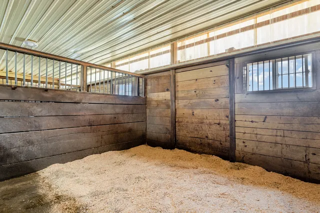 $1,195,000 | 5284 Harvey Road, Caledonia, IL 61011