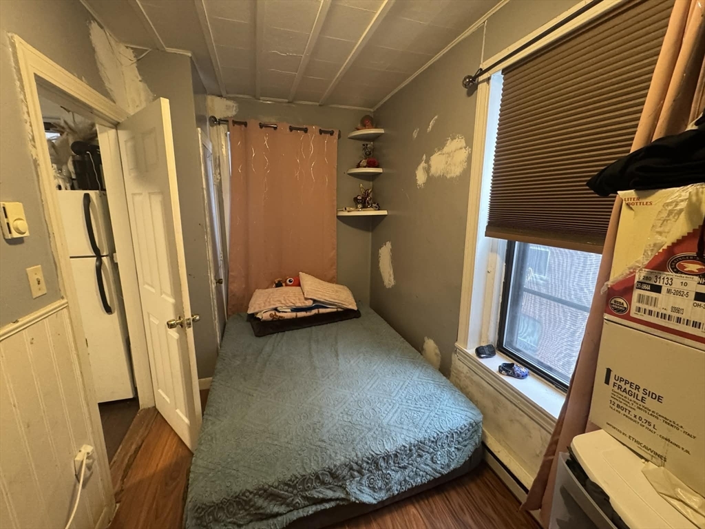 205 Endicott Street, Unit 2 Boston, MA 02113 - Photo 6 of 10