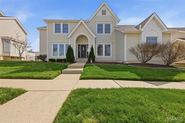 $735,000 | 792 Thunder Hill Drive, O'Fallon, MO 63368