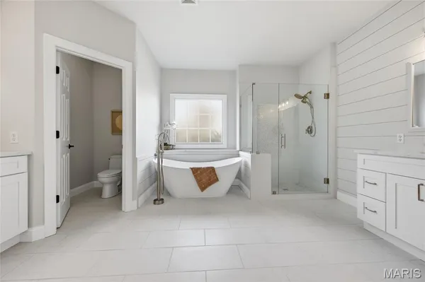 $735,000 | 792 Thunder Hill Drive, O'Fallon, MO 63368