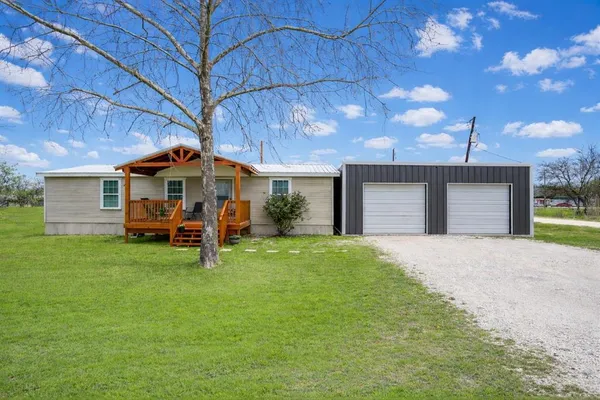 $167,000 | 202 S Avenue, Blum, TX 76627