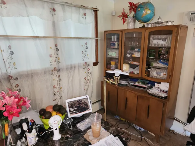 $264,900 | 133 Traverse Street, Waterbury, CT 06704