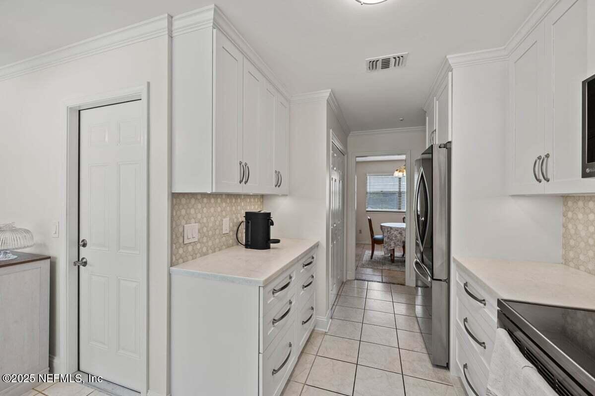 5193 Wembley Road Jacksonville, FL 32257 - Photo 6 of 31 Photo - 011 (2)