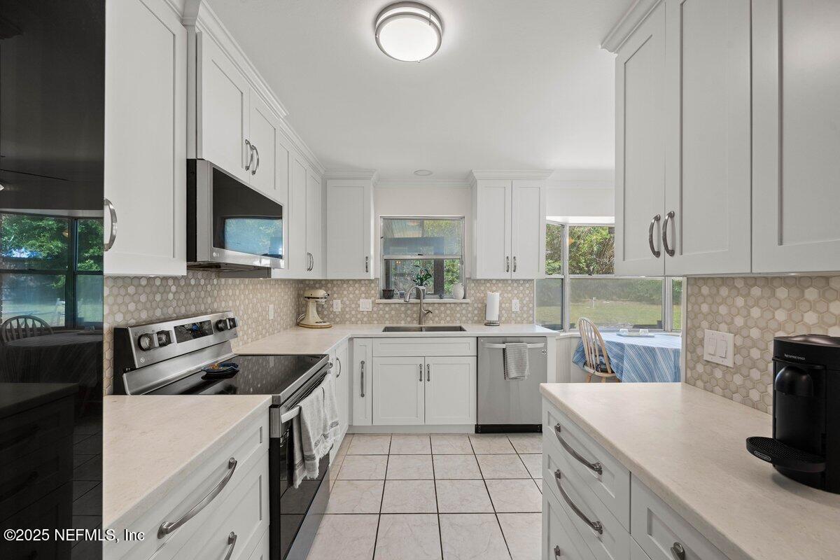 5193 Wembley Road Jacksonville, FL 32257 - Photo 7 of 31 Photo - 010 (1)