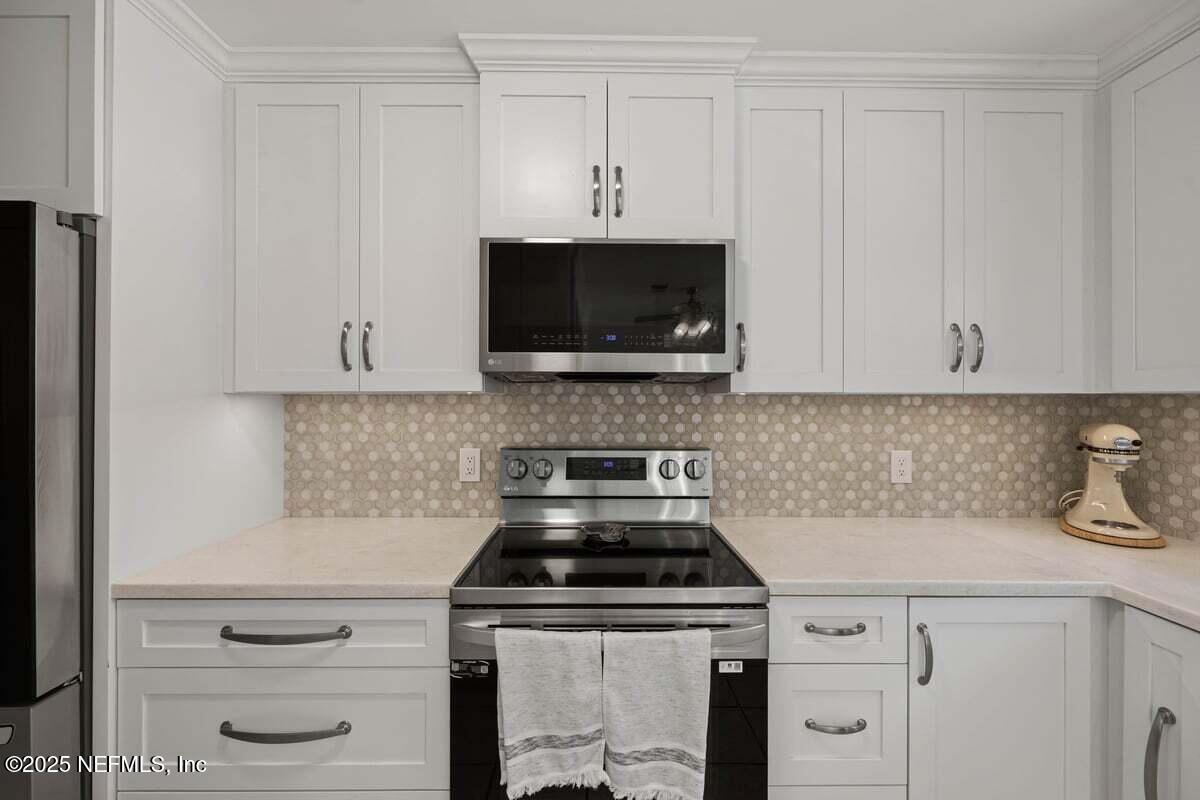 5193 Wembley Road Jacksonville, FL 32257 - Photo 8 of 31 Photo - 013 (1)