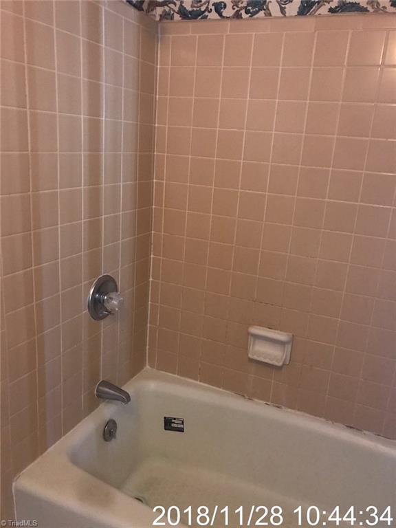 5113 McConnell Road Whitsett, NC 27377 - Photo 29 of 30 Gallery Image 29