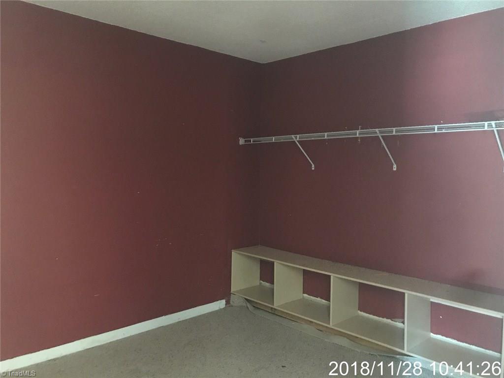 5113 McConnell Road Whitsett, NC 27377 - Photo 9 of 30 Gallery Image 9