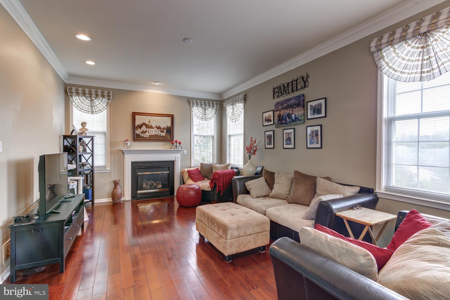 114 Mclaughlin Drive Aston, PA 19014 - Photo 13 of 37