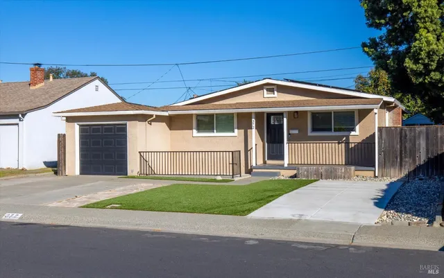 $533,000 | 372 Acacia Street, Vacaville, CA 95688