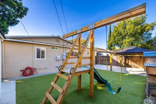 $533,000 | 372 Acacia Street, Vacaville, CA 95688