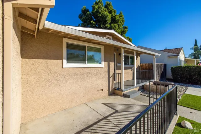 $533,000 | 372 Acacia Street, Vacaville, CA 95688