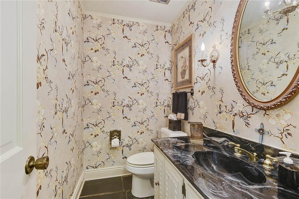302 Southern Road River Ridge, LA 70123 - Photo 4 of 30