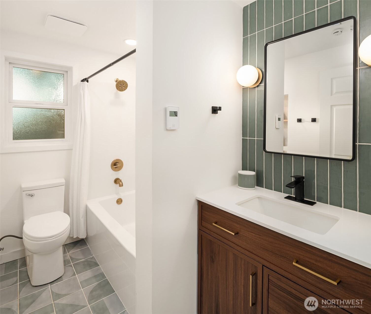 24024 95th Place West Edmonds, WA 98020 - Photo 29 of 40