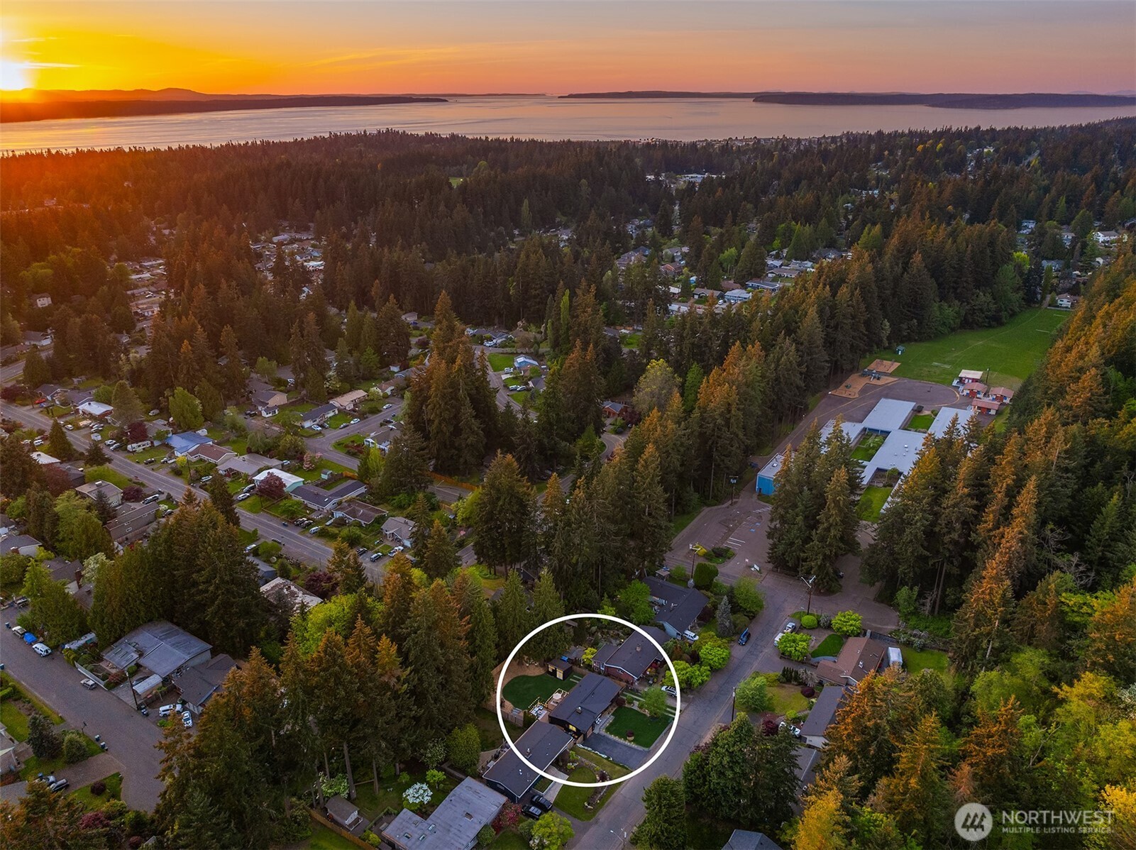 24024 95th Place West Edmonds, WA 98020 - Photo 39 of 40