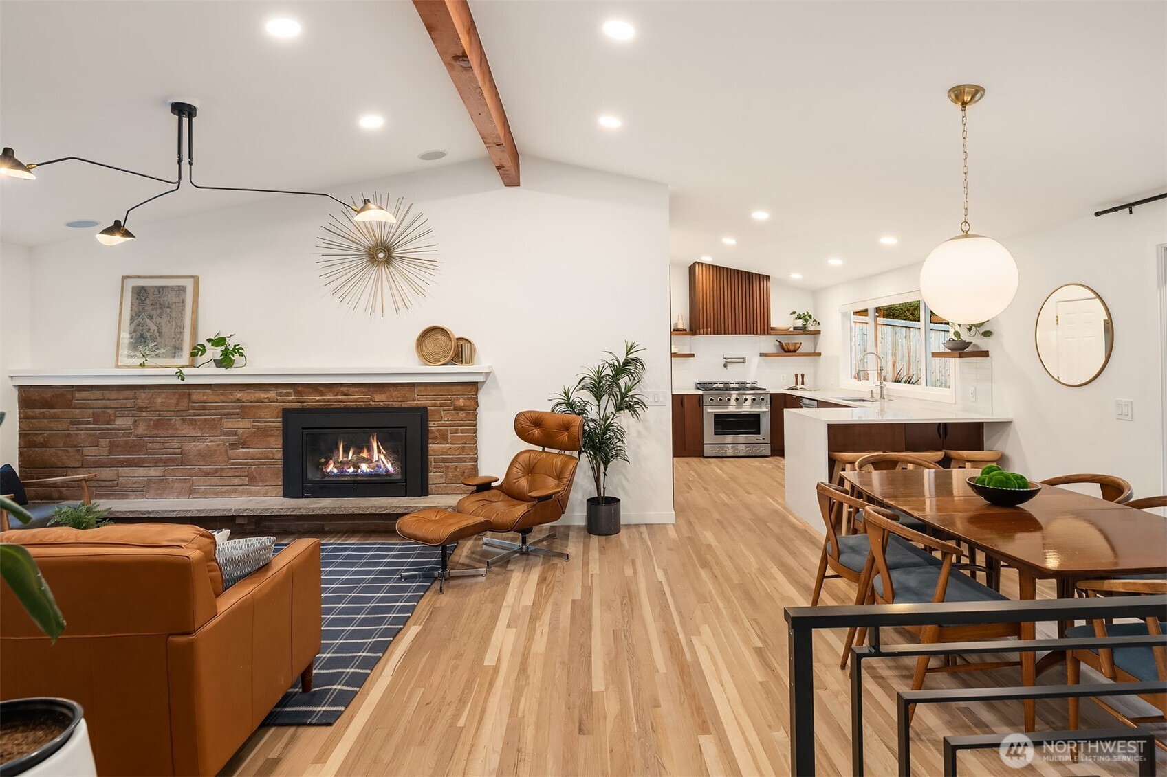 24024 95th Place West Edmonds, WA 98020 - Photo 6 of 40