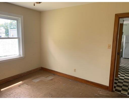 940 Stafford Road Fall River, MA 02721 - Photo 13 of 41 Gallery Image 13