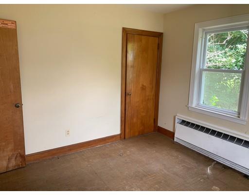 940 Stafford Road Fall River, MA 02721 - Photo 15 of 41 Gallery Image 15