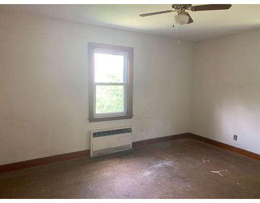 940 Stafford Road Fall River, MA 02721 - Photo 16 of 41 Gallery Image 16